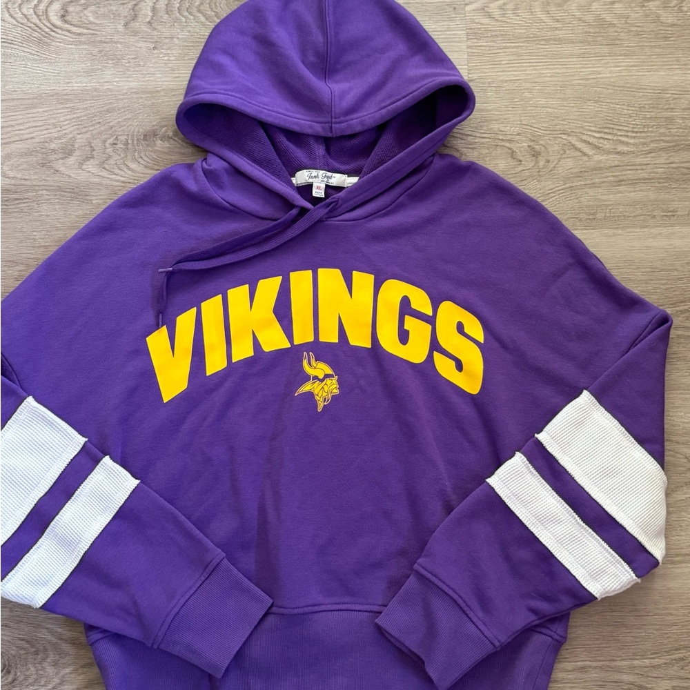 Minnesota Vikings Junk Food Women's Sideline Stripe Pullover Hoodie
